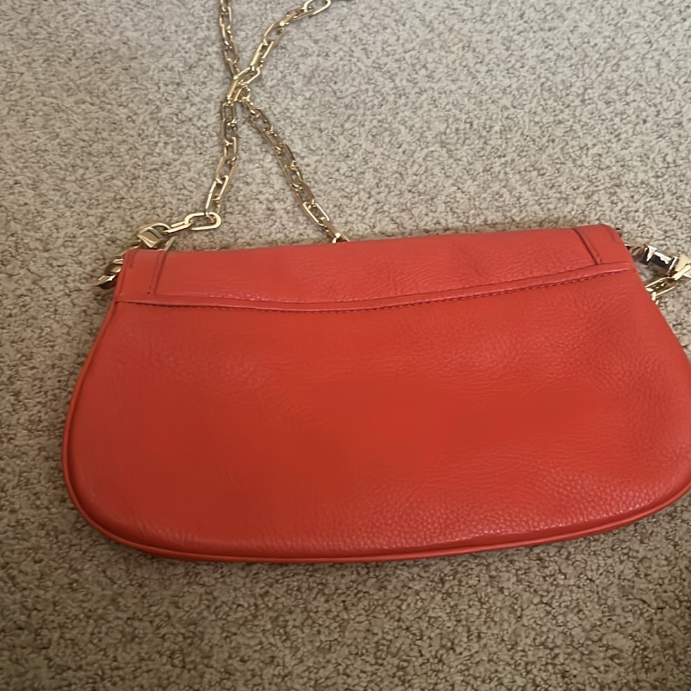 Tory Burch leather orange crossbody EUC - Picture 4 of 6